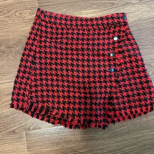 Red& black skirt
